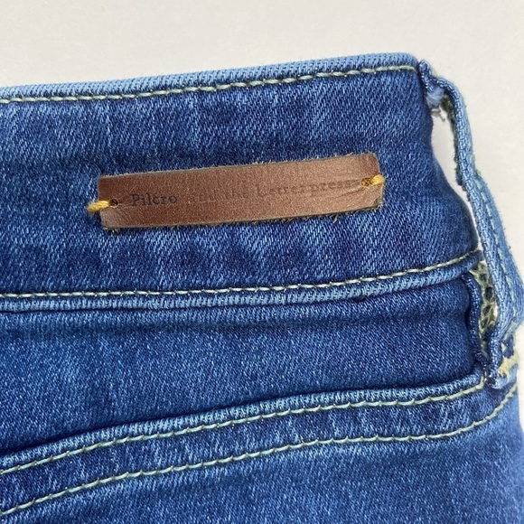 Anthro Pilcro and the Letterpress Stet Slit Hem Mid-Rise Cropped Jeans - Picture 6 of 16